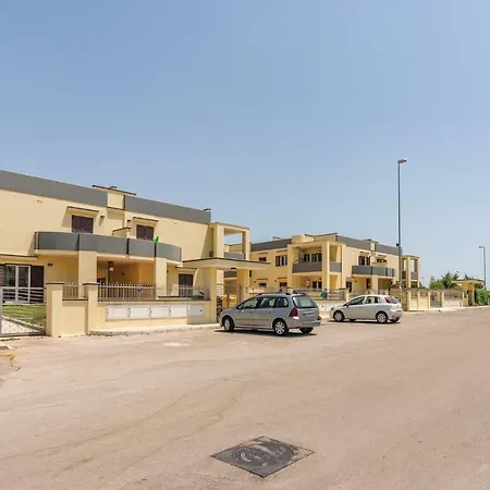 Apartment Awesome In W/ 1 Bedrooms *